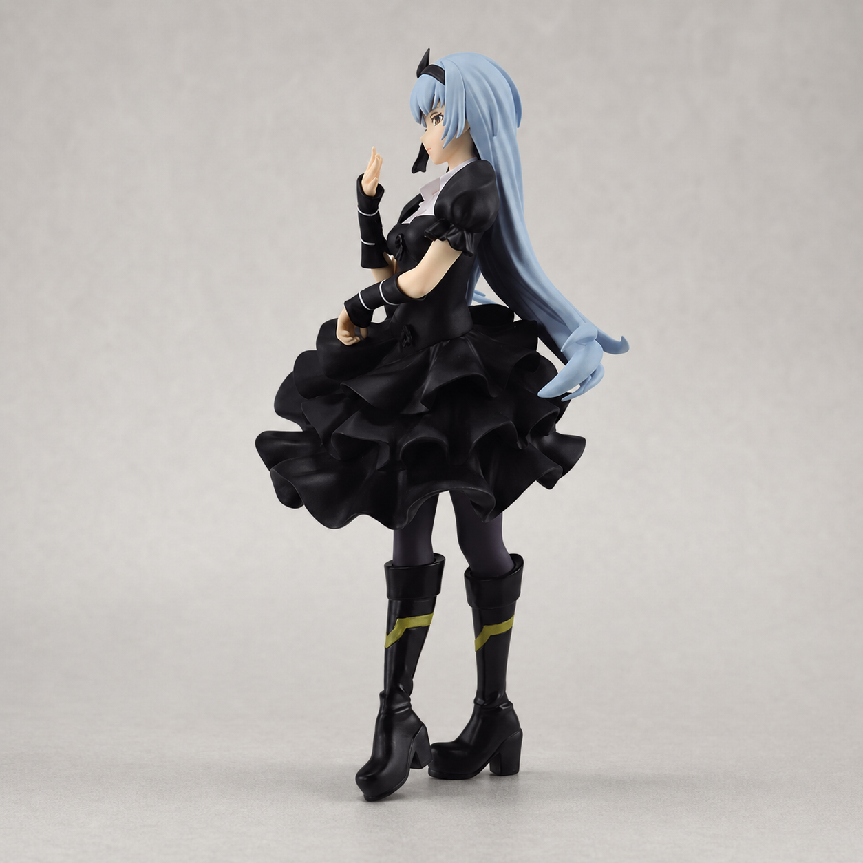 That Time I Got Reincarnated as a Slime Luminous Valentine & Guy Crimson Figure Set