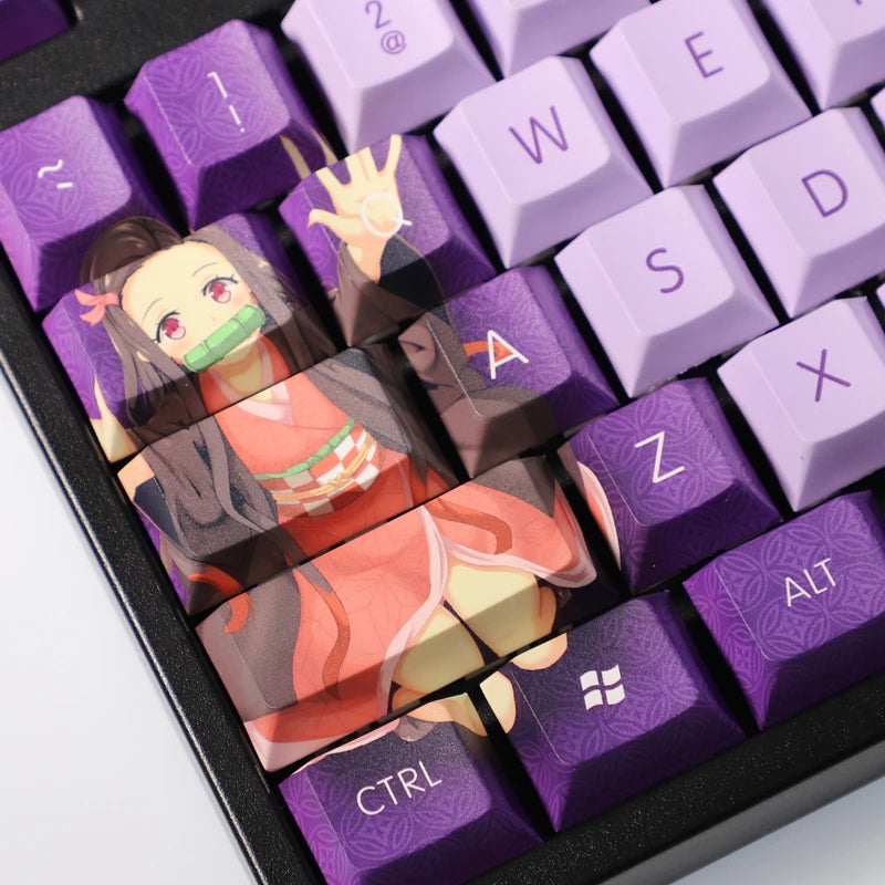 Set Tasti Traslucidi RGB Per Tastiera Meccanica – Demon Slayer Kamado Nezuko (Personalizzati)